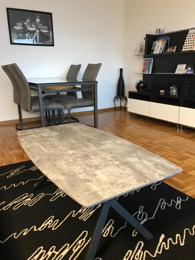 Apartment Koeln Deutz Zewnętrze zdjęcie